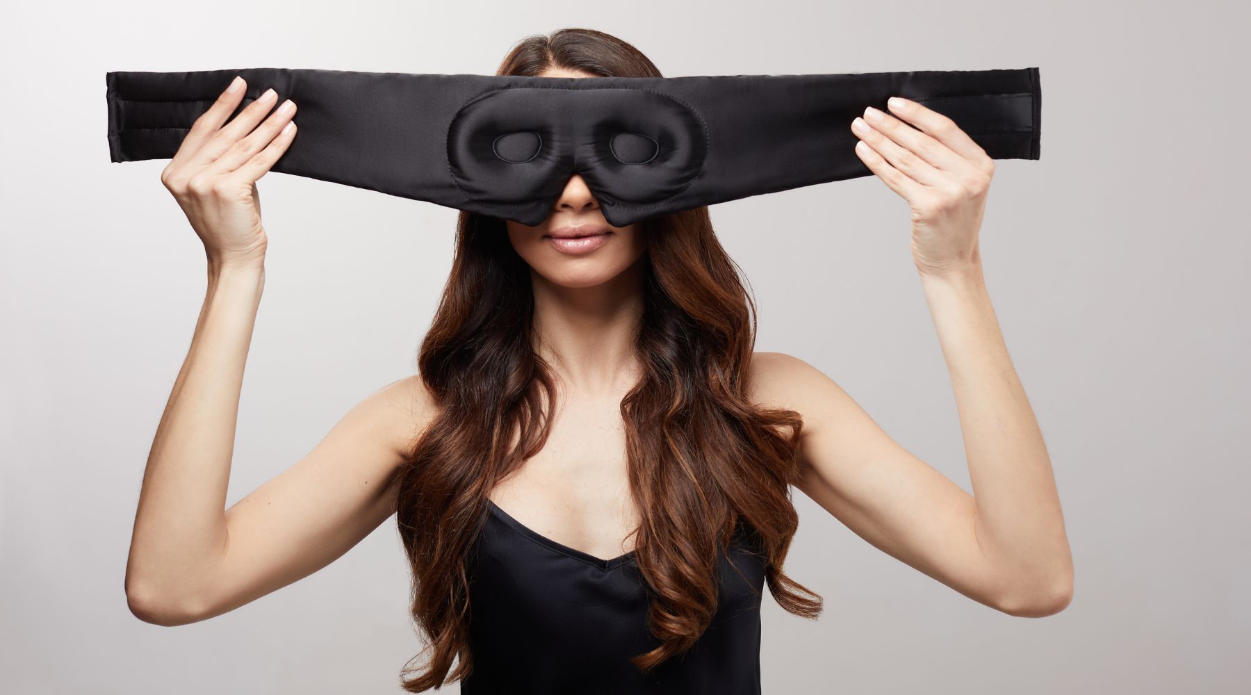 Is your sleep mask bending your eyelashes? Lash-safe mask features that matter