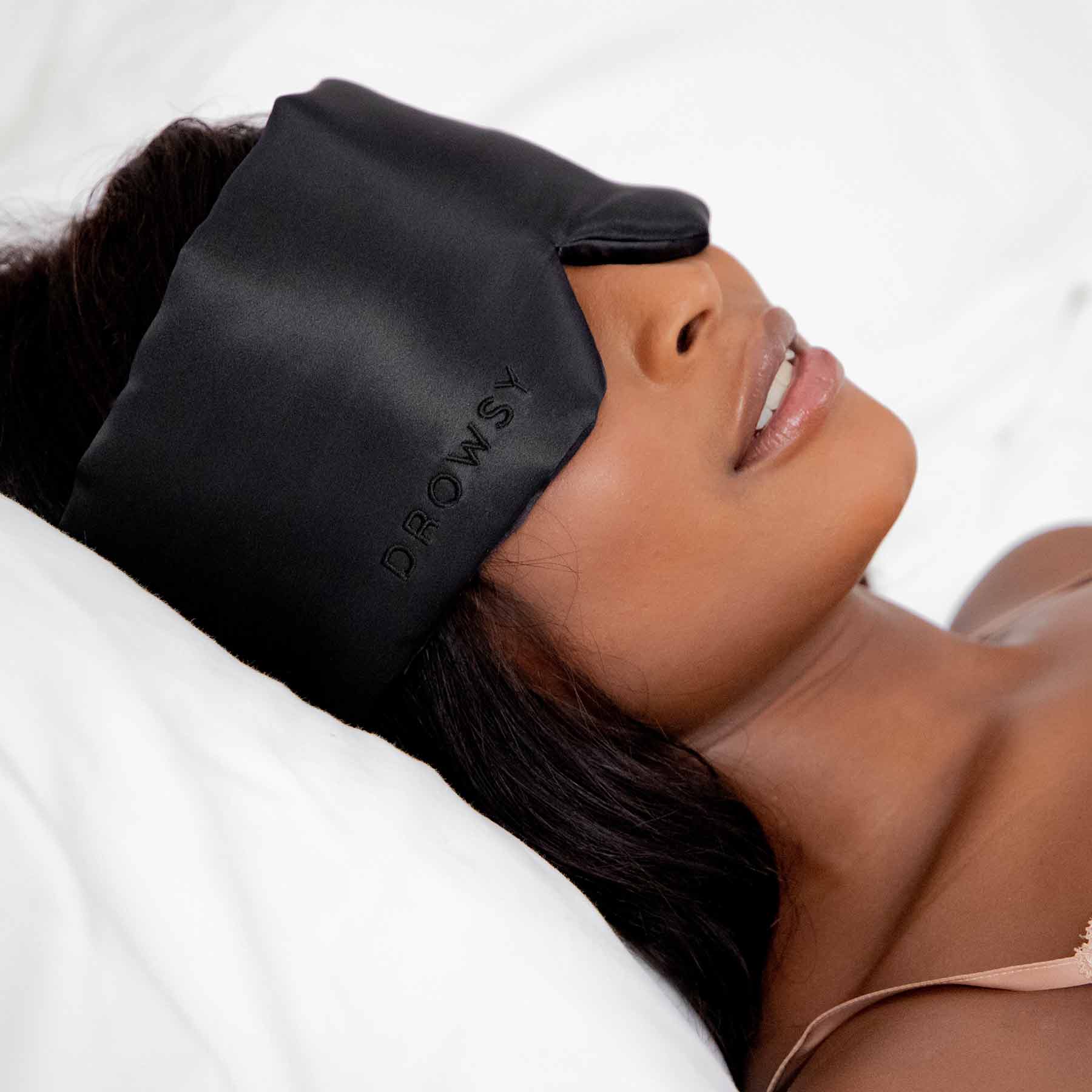 Drowsy-Sleep-Co-Black-Jade-The-Mulberry-Silk-Eye-Mask-With-Model-Comfort.jpg__PID:e2503455-d606-420d-b64d-93926f883fbe