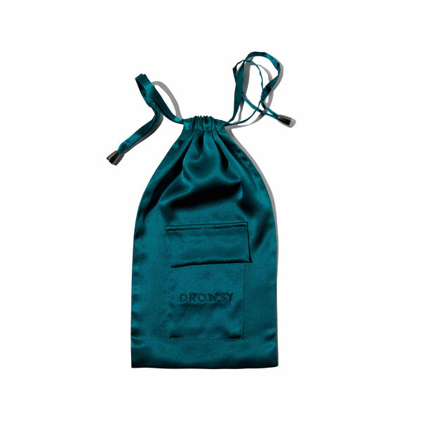 Drowsy Sleep Co. Green silk carry pouch for silk eye mask protection
