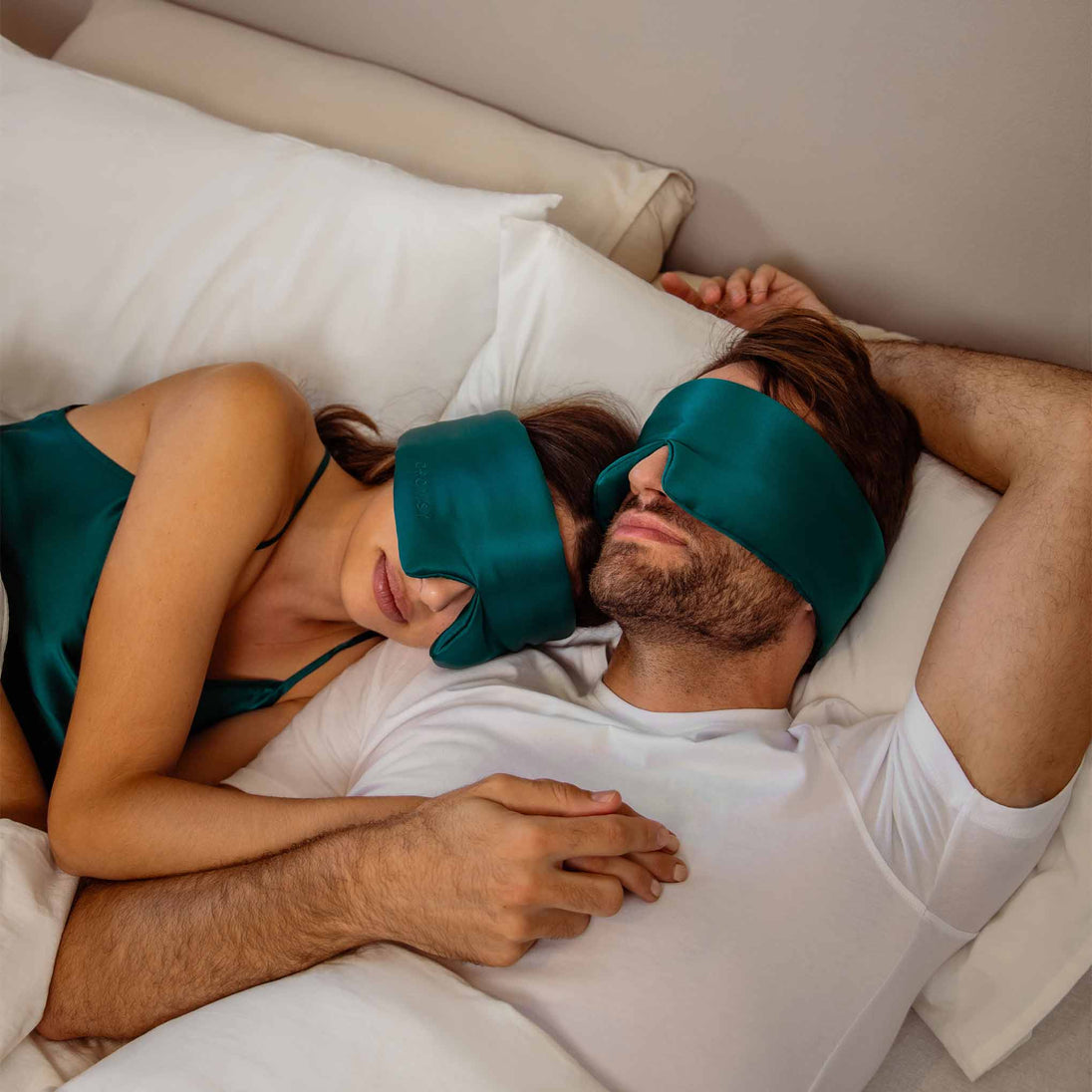 Drowsy silk eye masks for sleeping 2 pack green sapphire masks for couple sleeping bed
