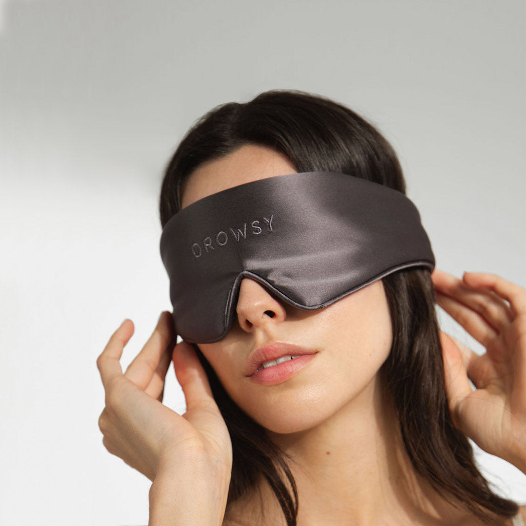 Featherweight Silk Eye Mask Moonlight Shadow