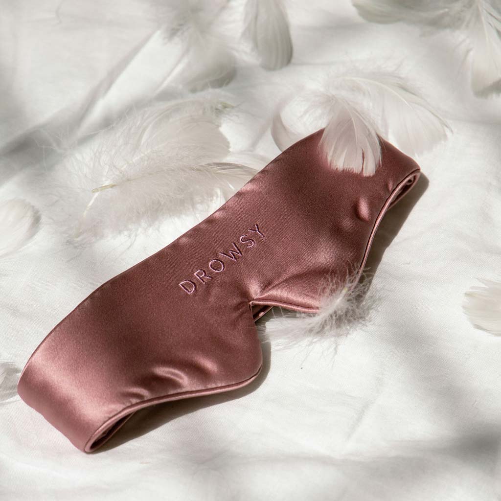 Featherweight Silk Eye Mask Damask Rose